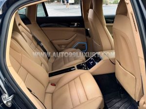 Xe Porsche Panamera 3.0 V6 2020