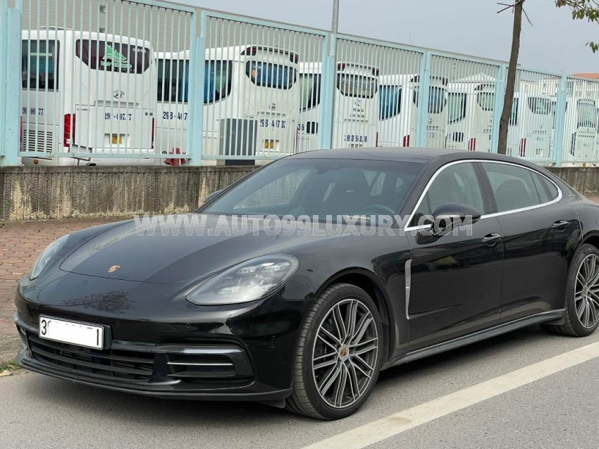 Porsche Panamera 4 Executive 2019