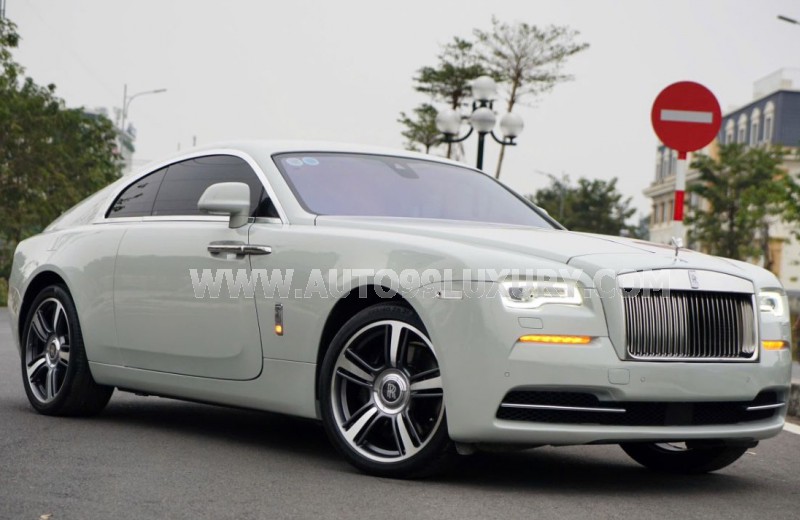 Rolls Royce Wraith 6.6 V12 2015