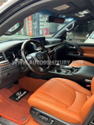 Xe Lexus LX 570 2016