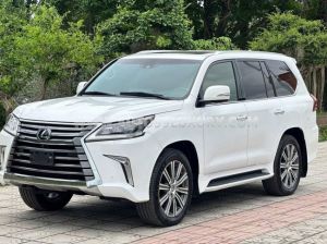 Xe Lexus LX 570 2016