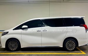 Xe Lexus LM 350 2022