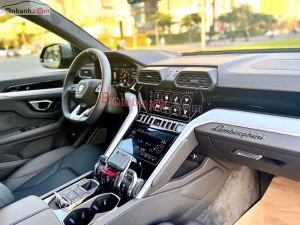 Xe Lamborghini Urus 4.0 V8 2022