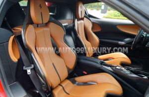 Xe Ferrari SF90 Stradale 4.0 V8 2022