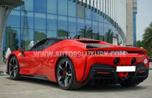 Xe Ferrari SF90 Stradale 4.0 V8 2022