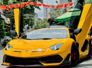 Xe Lamborghini Aventador LP 700-4 2015