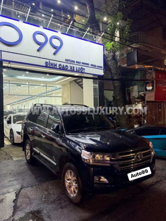 Toyota Land Cruiser VX 4.6 V8 2017