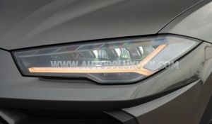 Xe Lamborghini Urus 4.0 V8 2022