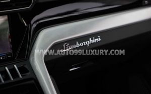Xe Lamborghini Urus 4.0 V8 2022