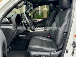 Xe Lexus LX 600 F-Sport 2023