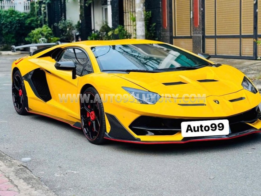 Lamborghini Aventador LP 700-4 2015