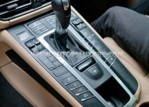 Xe Porsche Macan S 2020