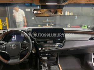 Xe Lexus ES 250 2022