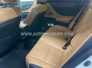 Xe Lexus ES 250 2022