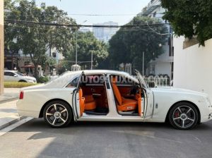 Xe Rolls Royce Ghost 6.6 V12 2010