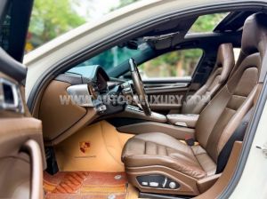 Xe Porsche Panamera 3.0 V6 2018