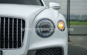 Xe Bentley Flying Spur First Edition W12 2022