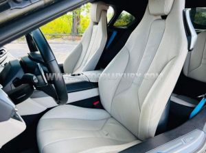 Xe BMW i8 1.5L Hybrid 2015