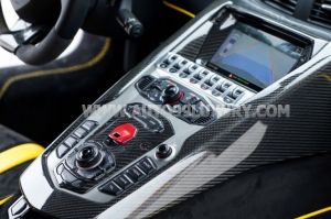 Xe Lamborghini Aventador LP 700-4 2015