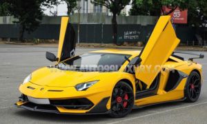 Xe Lamborghini Aventador LP 700-4 2015