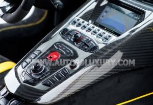 Xe Lamborghini Aventador LP 700-4 2015