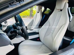 Xe BMW i8 1.5L Hybrid 2015