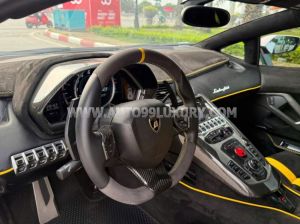 Xe Lamborghini Aventador LP 700-4 2015