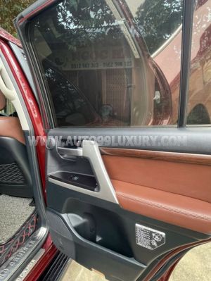 Xe Toyota Land Cruiser 4.6 V8 2020