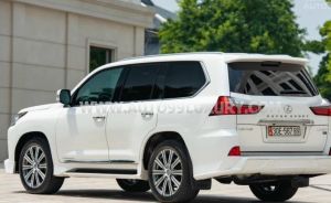 Xe Lexus LX 570 2016