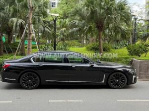 Xe BMW 7 Series 730Li 2016