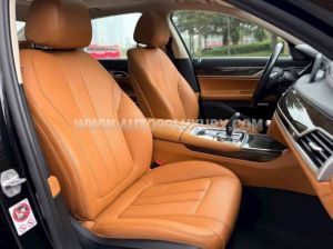 Xe BMW 7 Series 730Li 2016
