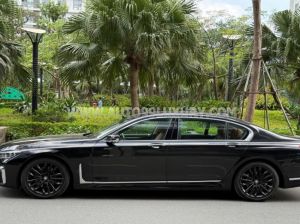 Xe BMW 7 Series 730Li 2016