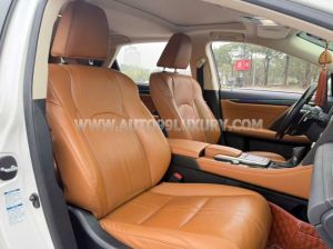 Xe Lexus RX 300 2021