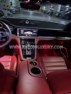 Xe Porsche Panamera 3.0 V6 2018