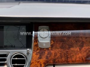 Xe Rolls Royce Ghost 6.6 V12 2010