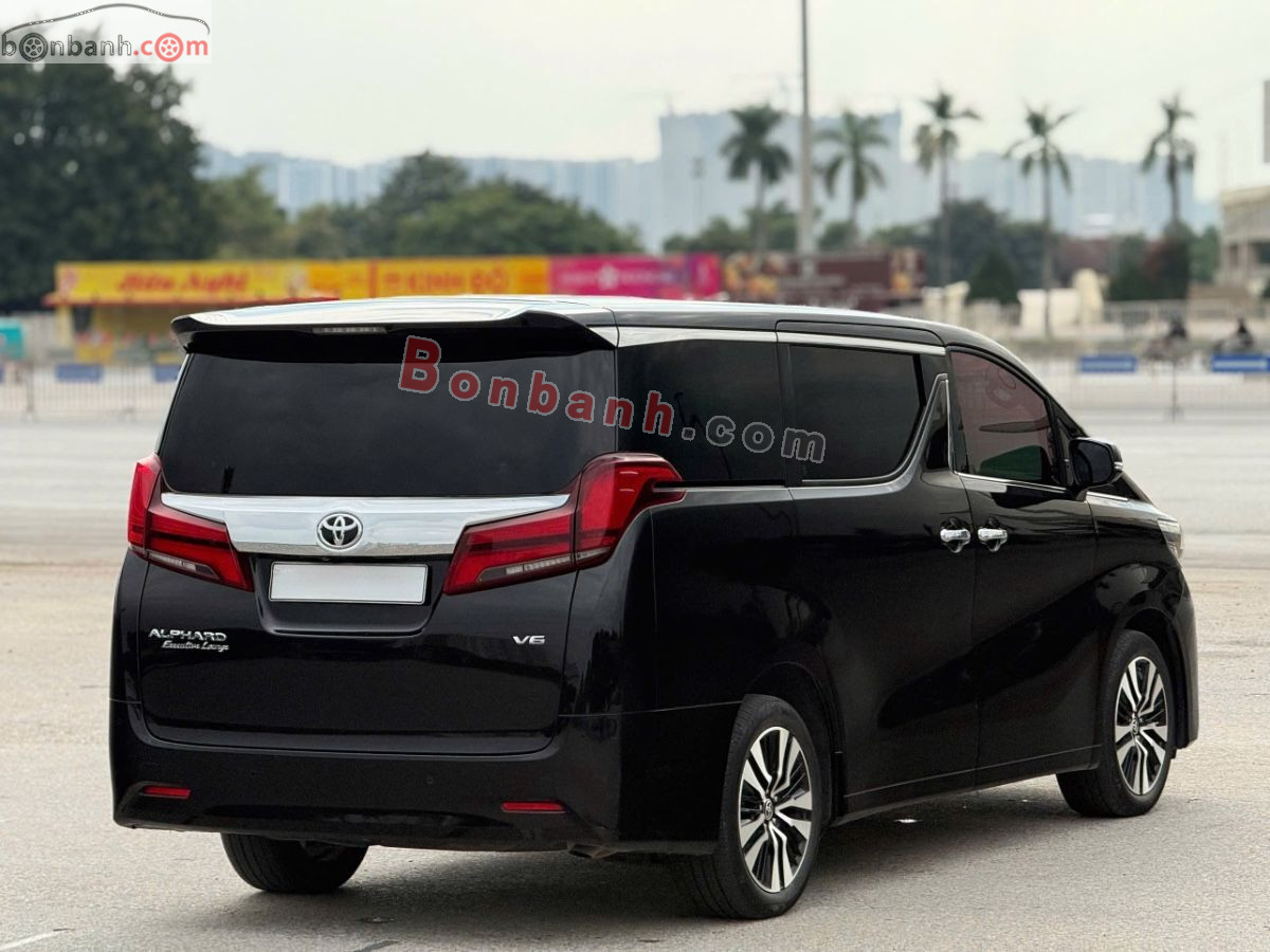 Toyota Alphard Luxury Executive Lounge 2022
