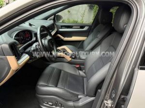 Xe Porsche Cayenne Coupe 2023